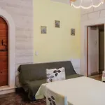 Apartament Curri