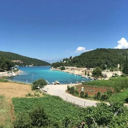 Curri * Pučišća