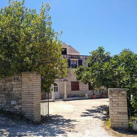 Curri Appartement *