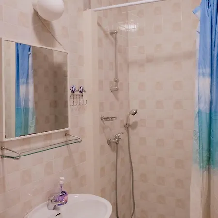 Curri Apartment *