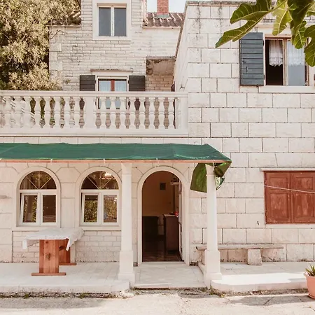 Appartement Curri